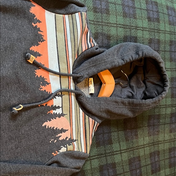 tentree Gray and Orange Women's Sweater - Picture 3 of 5